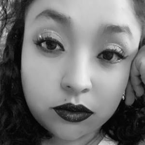 Meet your Posher, Luna